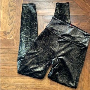 NWOT Spanx velvet gold black shine leggings